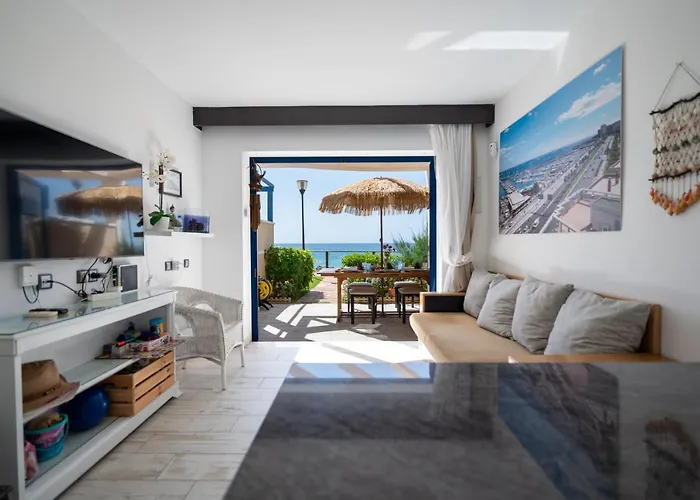 Apartamentos Playa Feliz